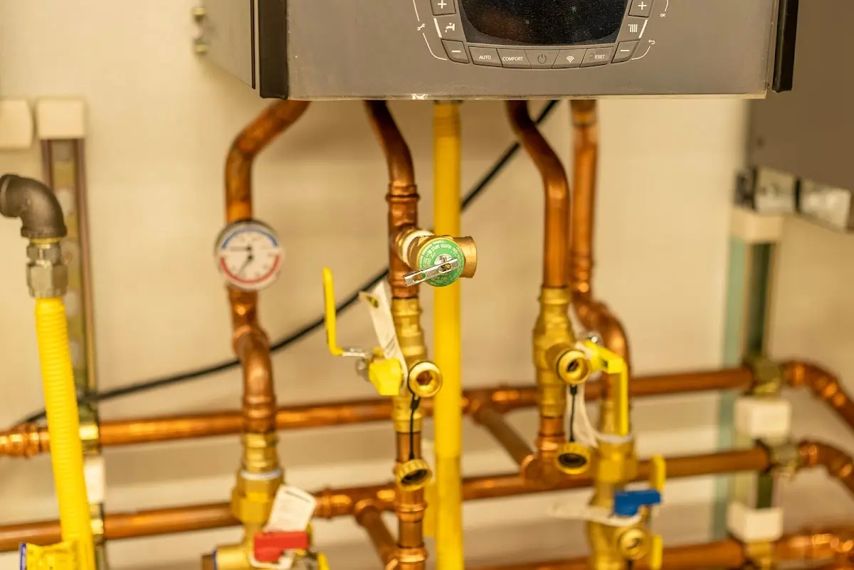 Licensed technician providing Sewer Cleanout for a homeowner in Mineral Ridge