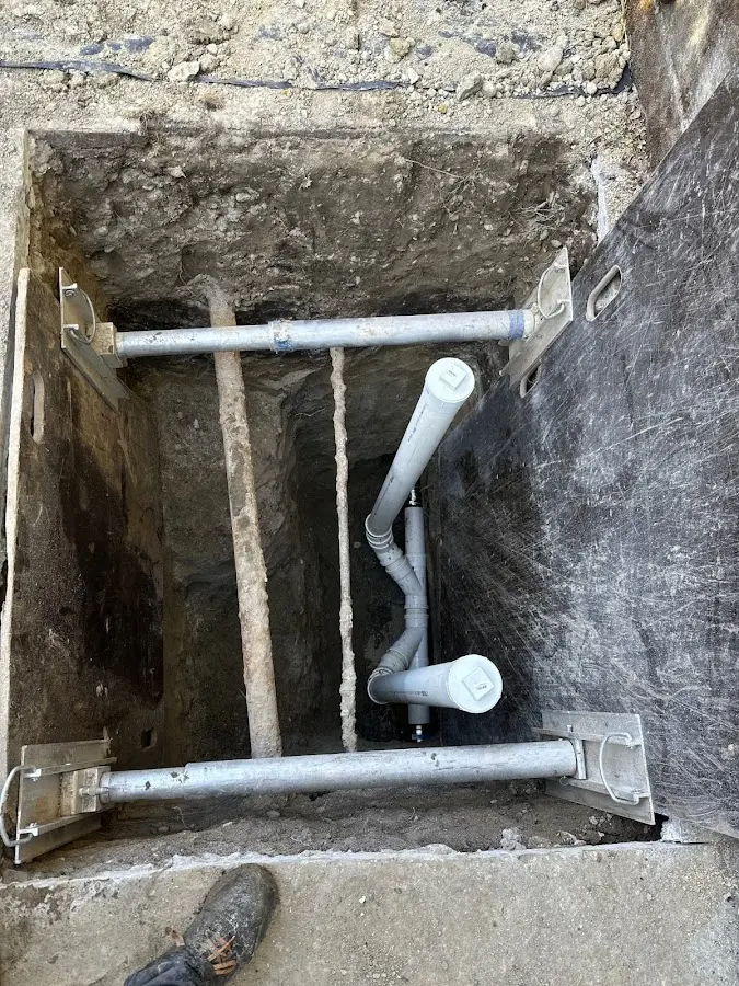 Experienced plumber completing Gas Line Repair work in Mineral Ridge